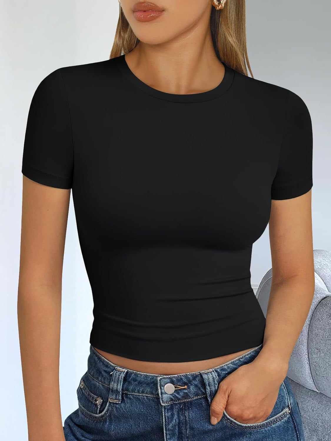 Womens Short Sleeve T Shirts - Buttery Soft Summer Crop Tops Slim Fit Y2K Basic Tees for Workout
