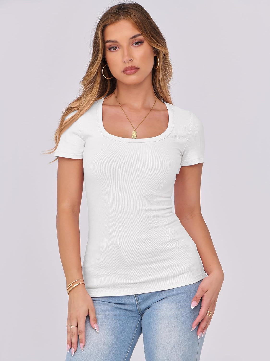 Women Short Sleeve Tops Scoop Neck Ribbed Knit Slim Fitted Basic Tee Shirt Casual Summer Clothes 2026 Spring Outfits